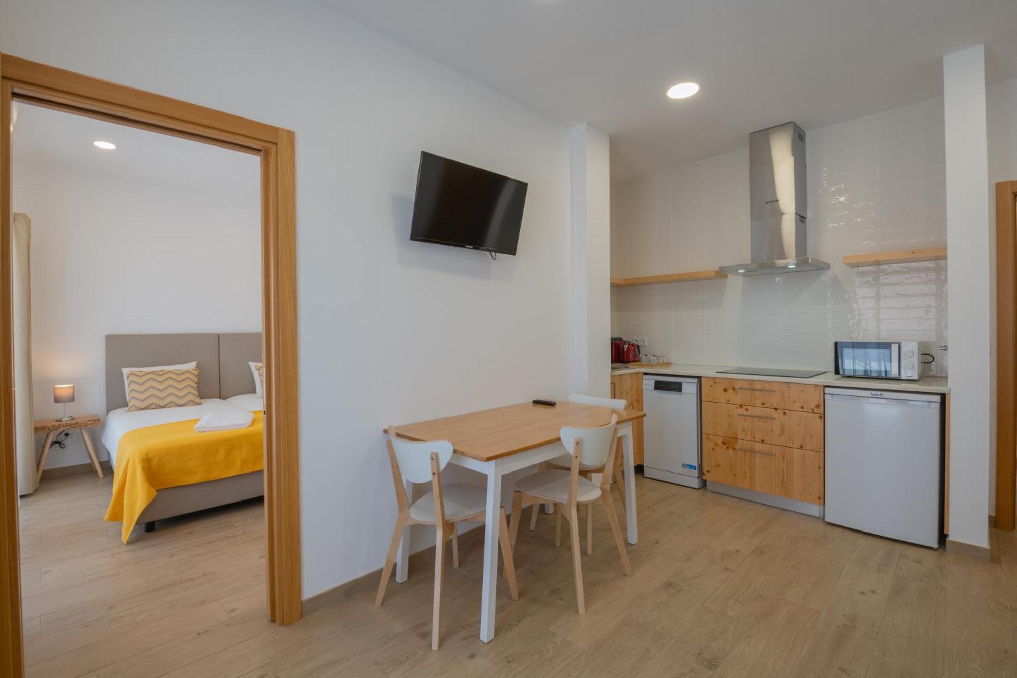Villa Harbour Rooms & Apartments فيلا نوفا دو ميلفونتس المظهر الخارجي الصورة