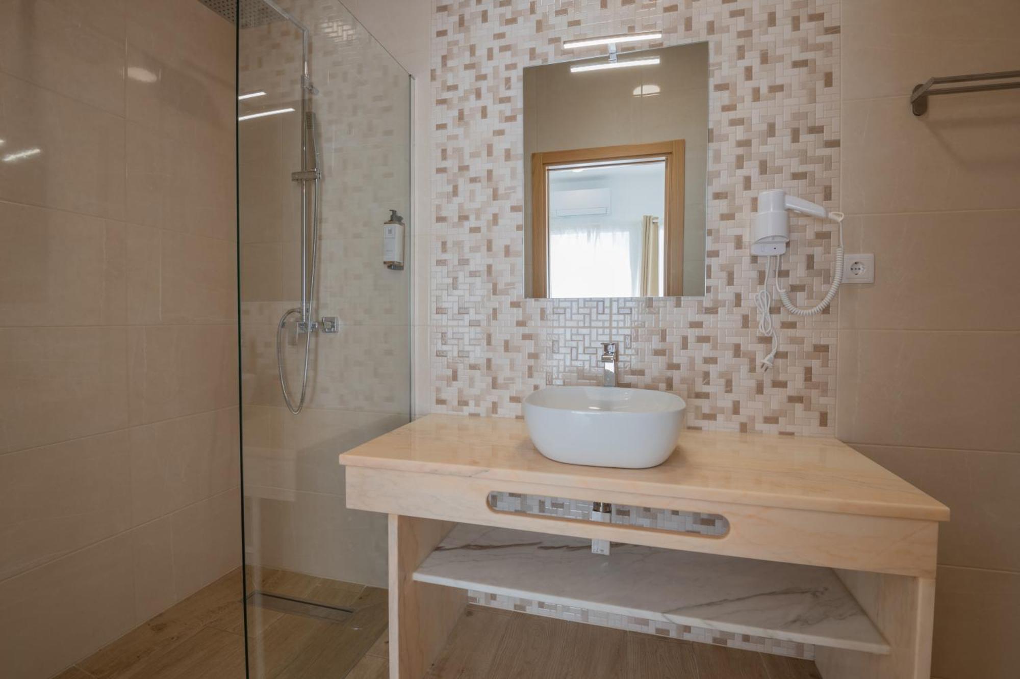 Villa Harbour Rooms & Apartments فيلا نوفا دو ميلفونتس المظهر الخارجي الصورة